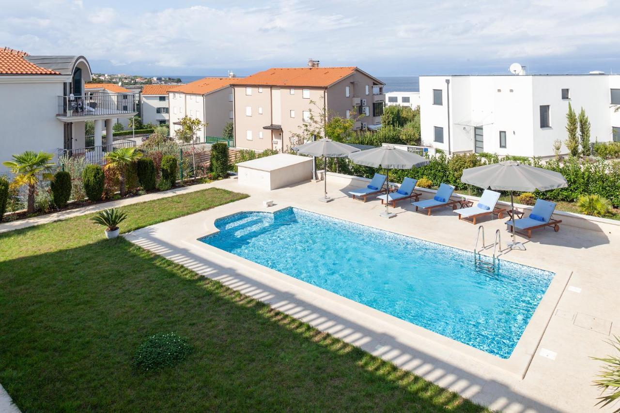 Luxury Rooms Vila Carissa マリンスカ エクステリア 写真