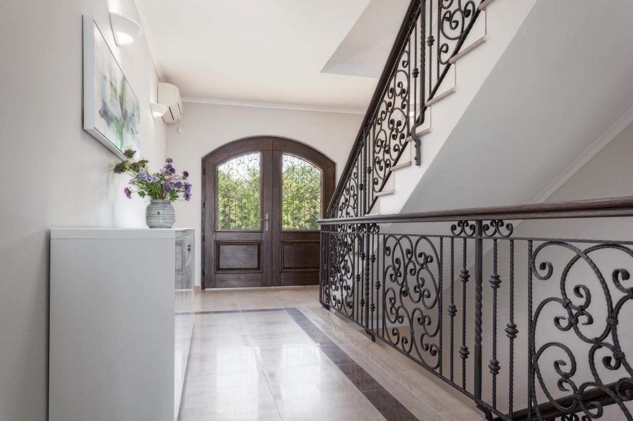 Luxury Rooms Vila Carissa マリンスカ エクステリア 写真