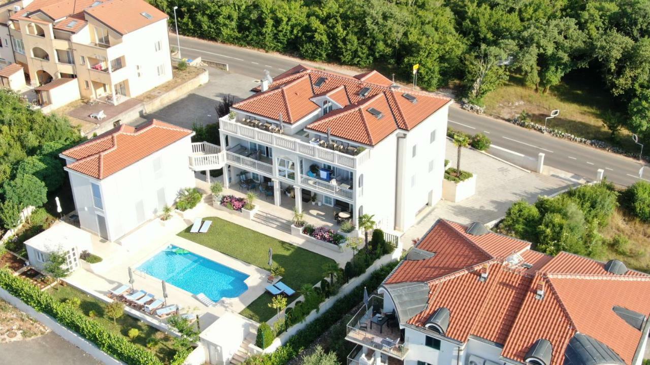 Luxury Rooms Vila Carissa マリンスカ エクステリア 写真