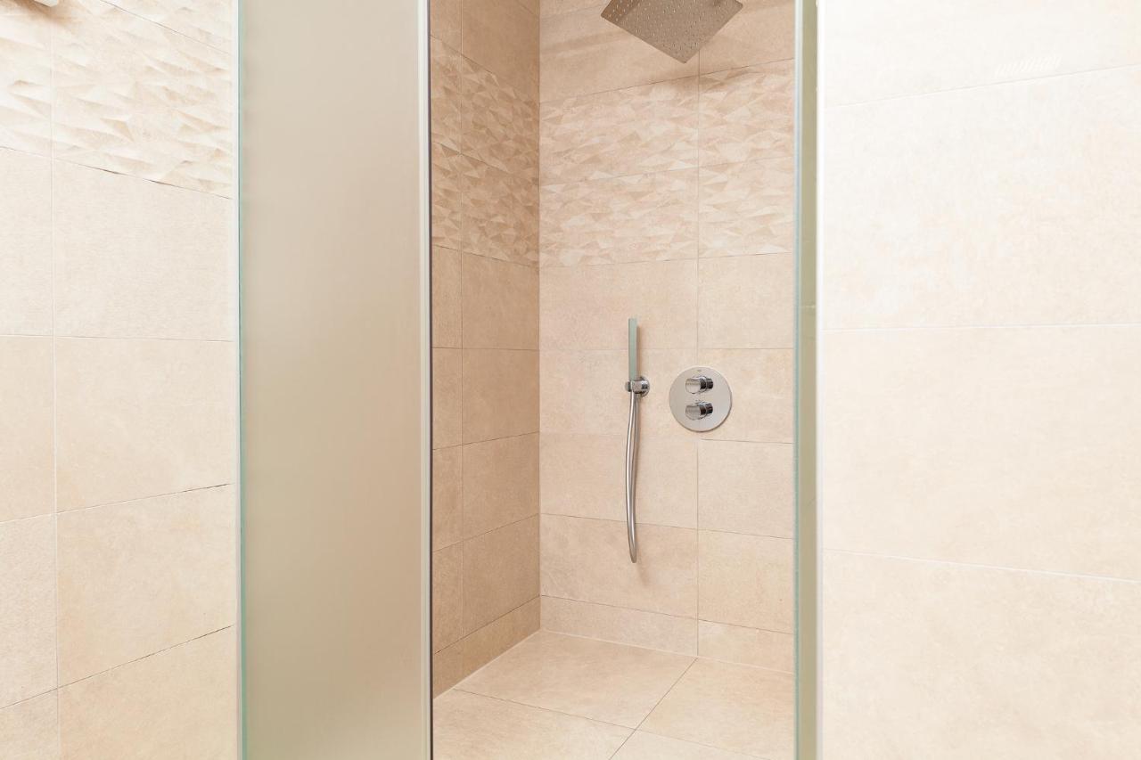 Luxury Rooms Vila Carissa マリンスカ エクステリア 写真