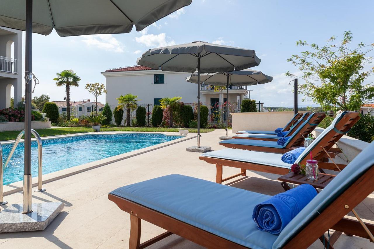 Luxury Rooms Vila Carissa マリンスカ エクステリア 写真